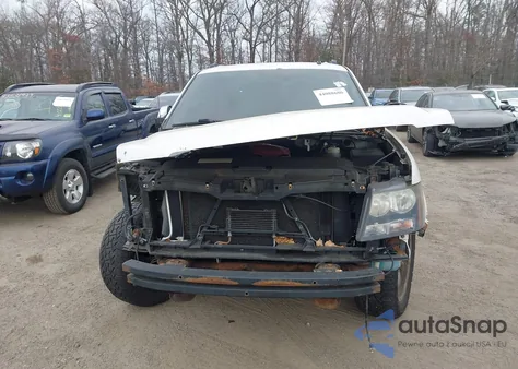 2010 Chevrolet Avalanche 1500 Ltz z USA, uszkodzony, nr VIN 3GNVKGE03AG209271